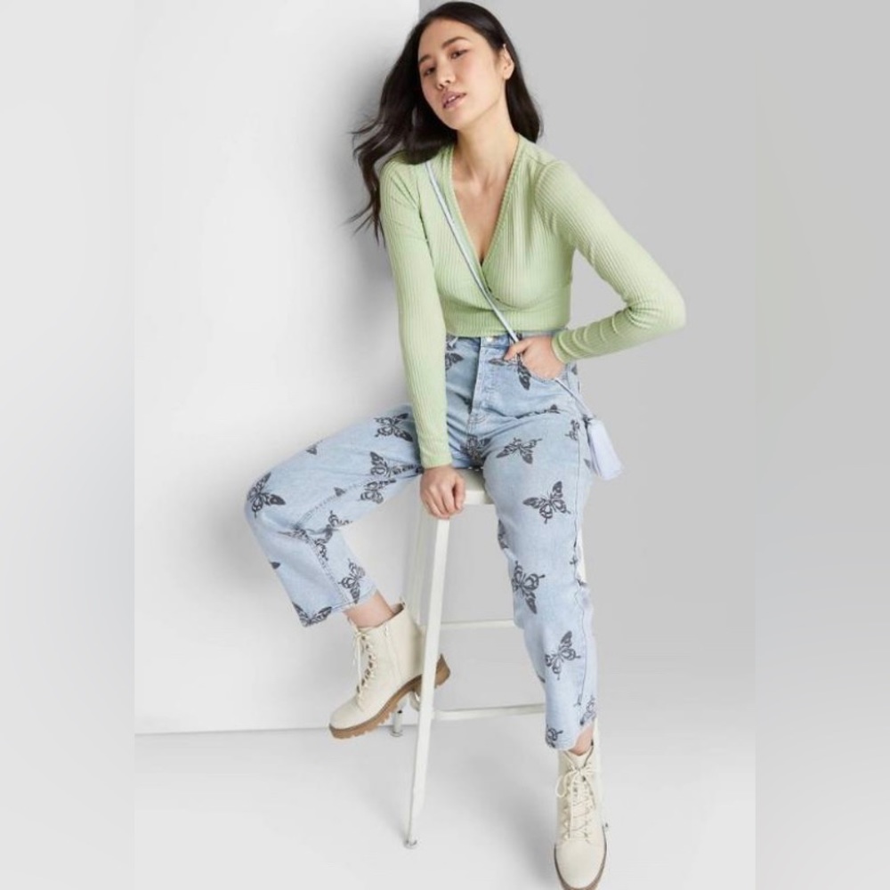 Women’s Wild Fable Long Sleeve Cozy Tiny Top Sage Green T-shirt